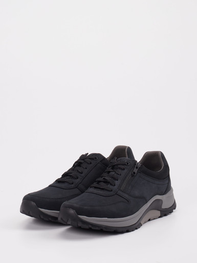 Schnürschuh