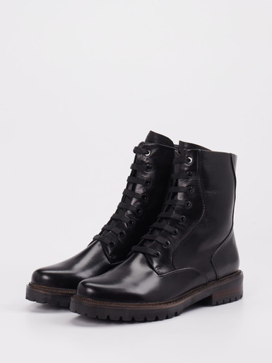 Schnürstiefelette
