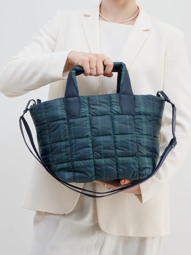 VeeCollective Berlin – Shopper aus Nylon in Dunkelgrün