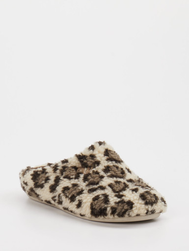 Thies – Hausschuhe aus Textil in Leoprint-Optik