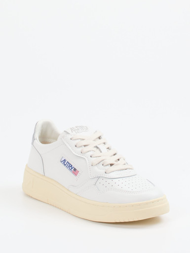 Sneaker Medalist