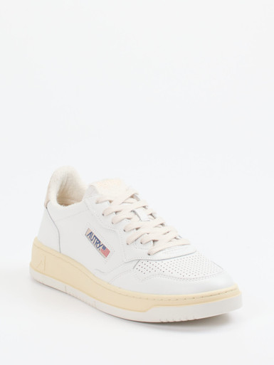 Autry – Sneaker aus Leder in Weiß