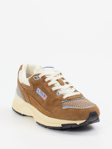 Autry – Sneaker aus Veloursleder und Mesh cognac