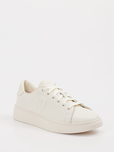 Boss – Sneaker aus Kalbleder in Cremeweiß