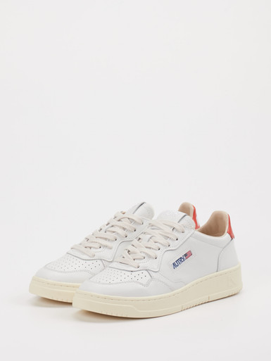 Sneaker Medalist