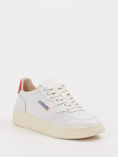 Sneaker Medalist