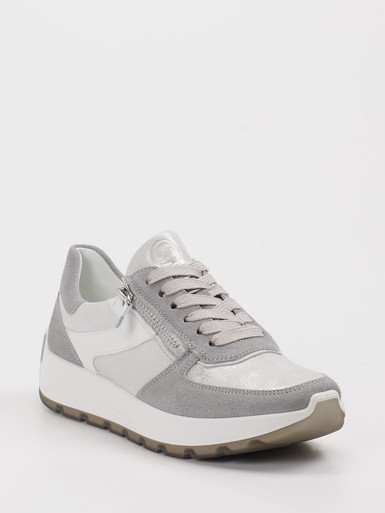 Ara – Sneaker aus Veloursleder Hellgrau