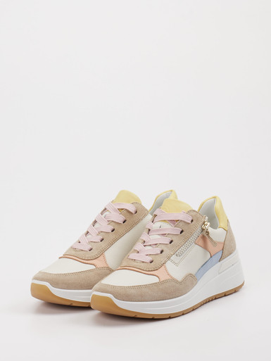 Schnürschuh