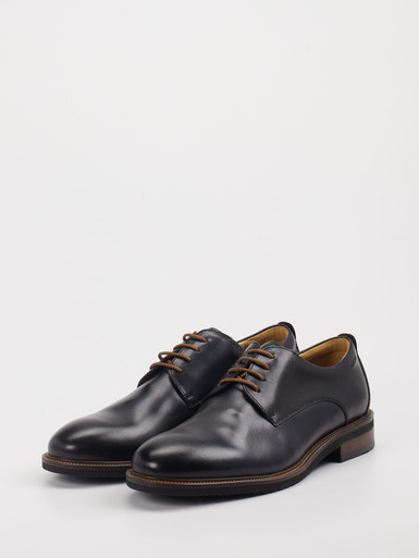 Schnürschuh