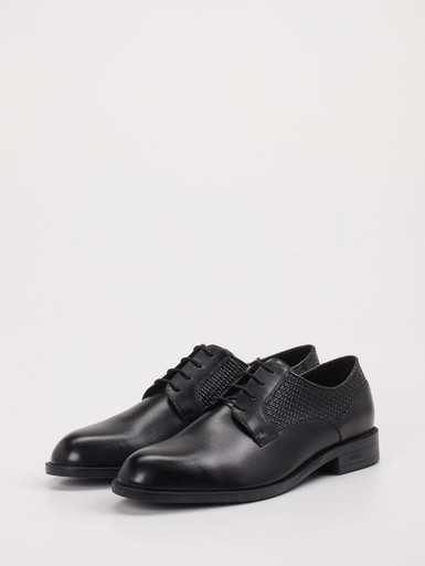 Schnürschuh