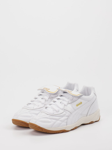 Sneaker King Indoor