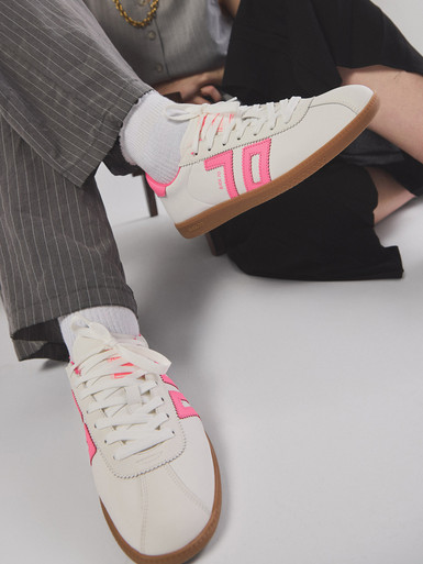 Sneaker Shelly