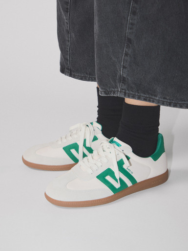 Sneaker Cloud