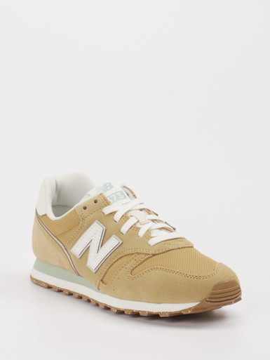 New Balance – Sneaker aus Velour/Textil in Sandbeige