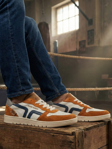 Sneaker