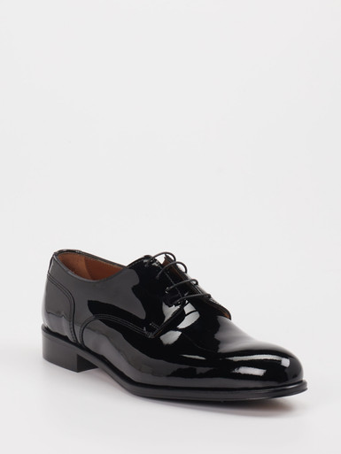 Schnürschuh