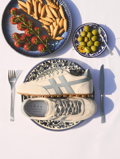 Sneaker