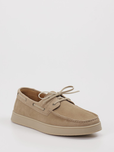 Daniel Kenneth – Bootsschuh aus Veloursleder Beige