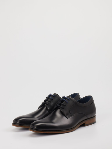 Schnürschuh