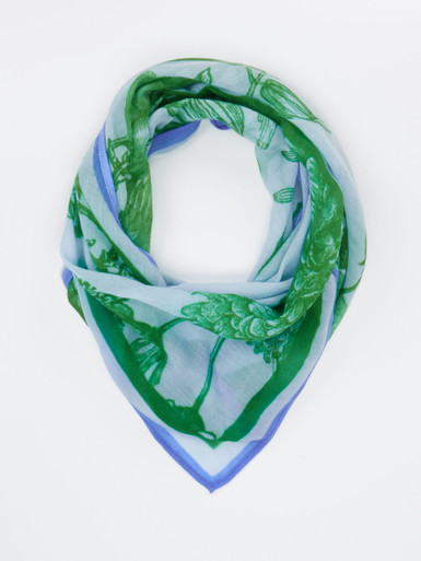 Simone Bruns – Dreieckstuch aus Textil Hellblau