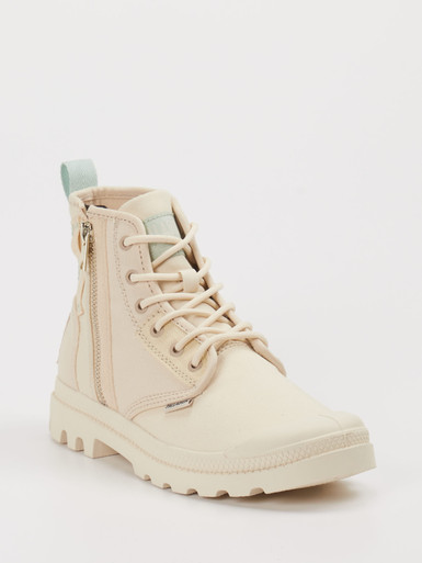 Sneaker high