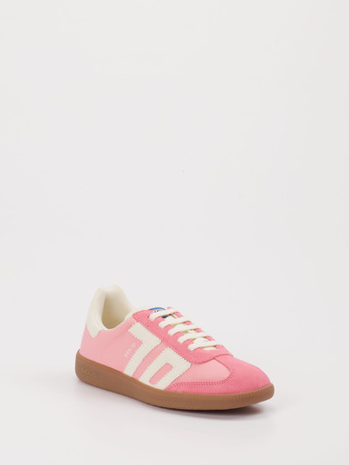 Sneaker Ghost