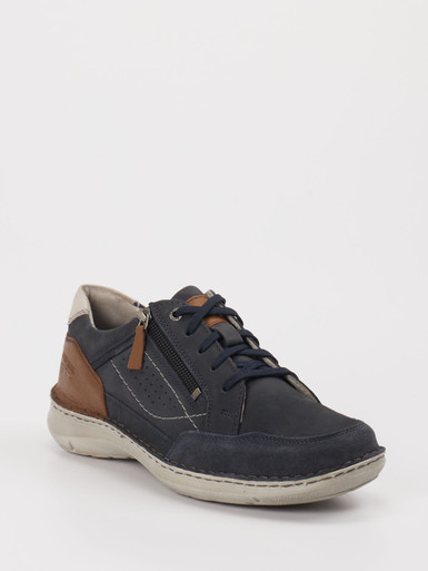 Schnürschuh