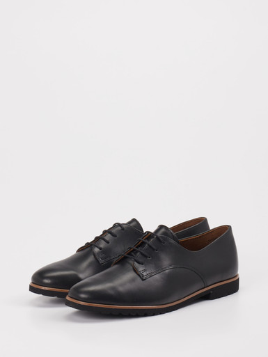 Schnürschuh