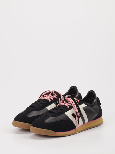 Sneaker Rocket