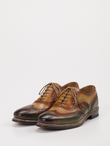 Schnürschuh