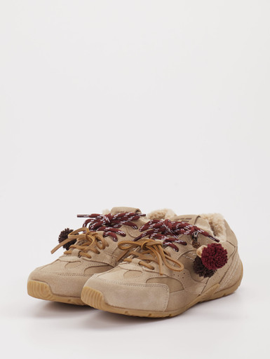 Sneaker warm