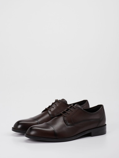 Schnürschuh