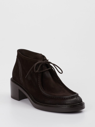 Schnürschuh