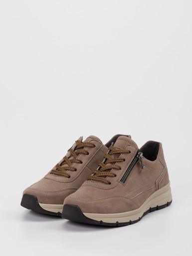 Schnürschuh