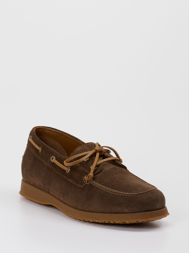 Schnürschuh