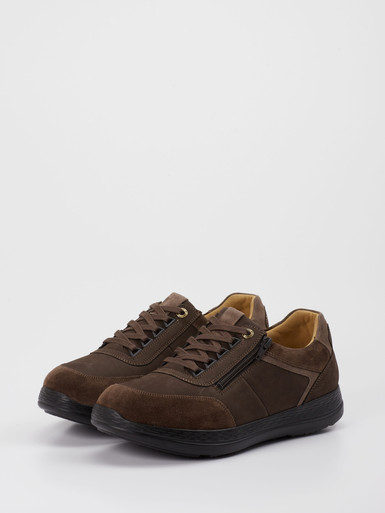 Schnürschuh