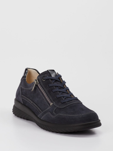Schnürschuh
