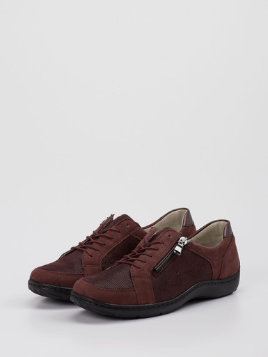 Schnürschuh
