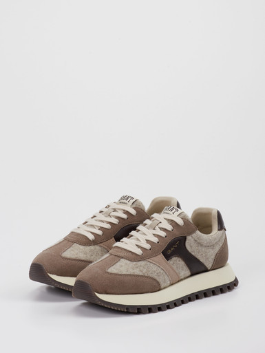 Sneaker