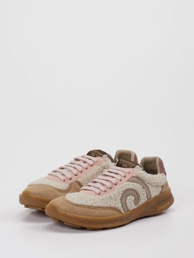 Sneaker