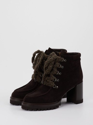 Schnürstiefelette