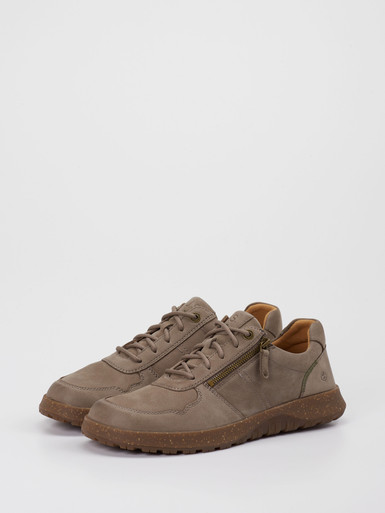 Schnürschuh