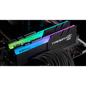 G.Skill DIMM 16 GB DDR4-3600 (2x 8 GB) Dual-Kit (schwarz. F4-3600C16D-16GTZRC. Trident Z RGB. INTEL XMP)