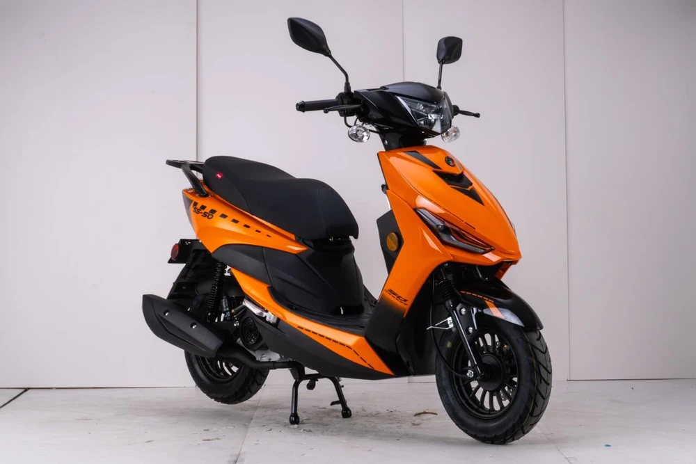 New Amigo SS-50 SA 49cc 4 Stroke , Single Cylinder, CVT Street Legal Scooter