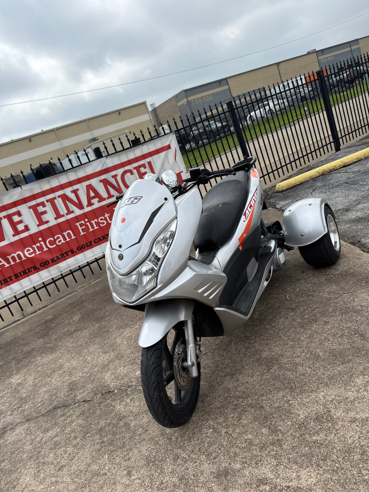 Display model ICE BEAR Q6 (PST150-17) Trikes, 4 Stroke,Single Cylinder,Air-Forced Cool
