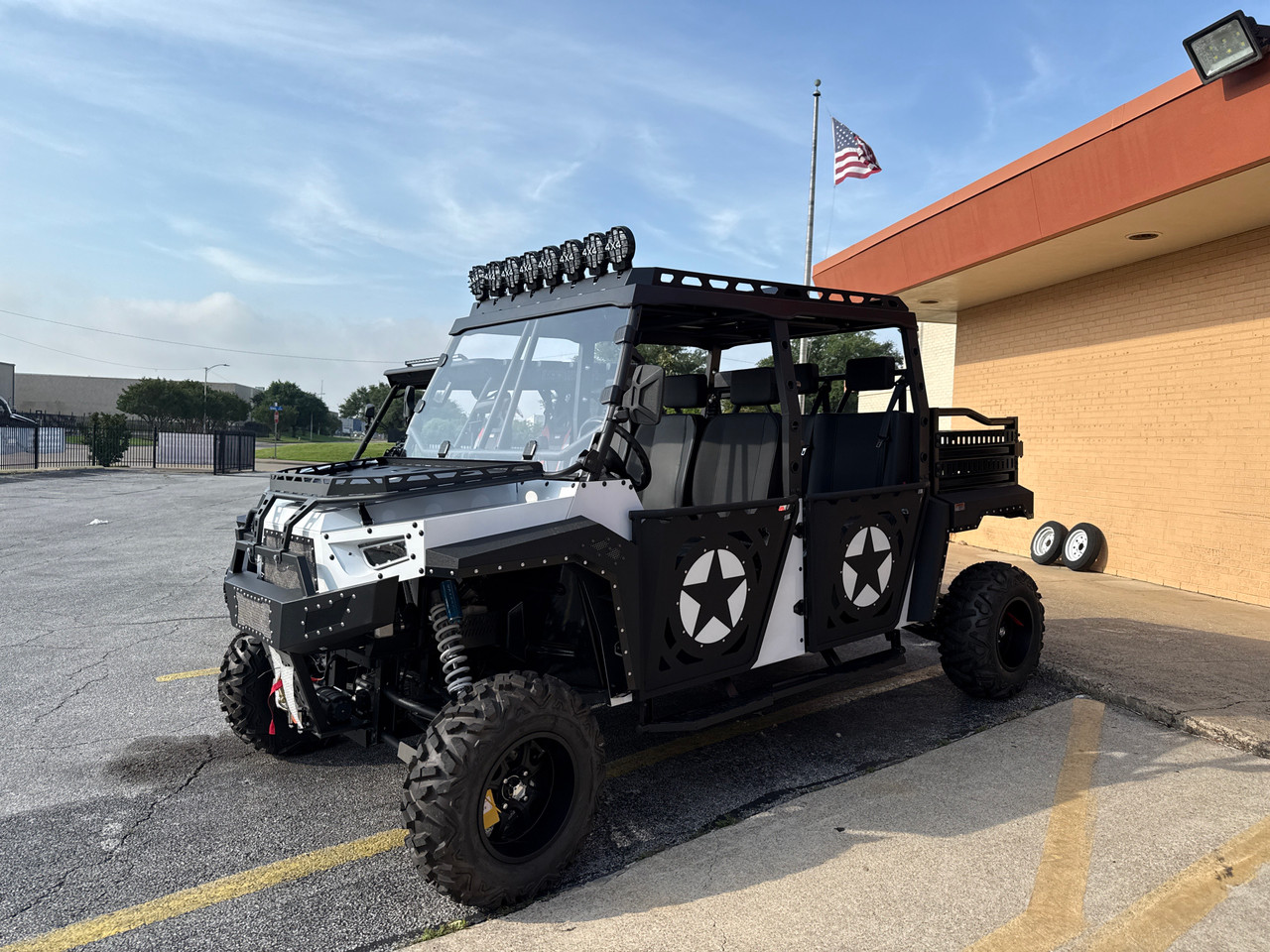 Display model New Vitacci Conqueror 1000 DLX 4-Door UTV