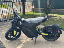 Display Model NAXEON I AM. Pro Electric Motorcycle - High-Performance Urban Ride with Smart Features - FULLY ASSEMBLED AND TESTED