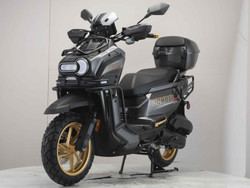 Vitacci Tank Combat 200 Scooter 168.9cc Automatic