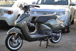 Amigo Znen 2016 ZN150T-E5 149cc Street Legal Scooter, 4 Stroke Air Cooled, Remote Start