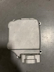X01-01 ENGINE HEAD COVER - Back